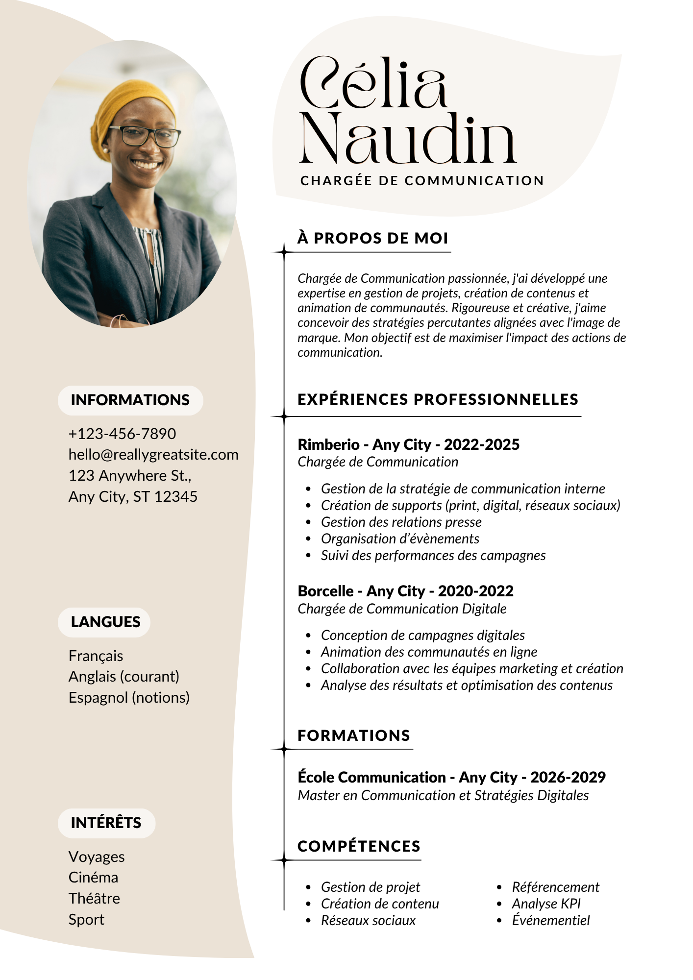 Exemple de CV professionnel CVpourTous - Célia Naudin